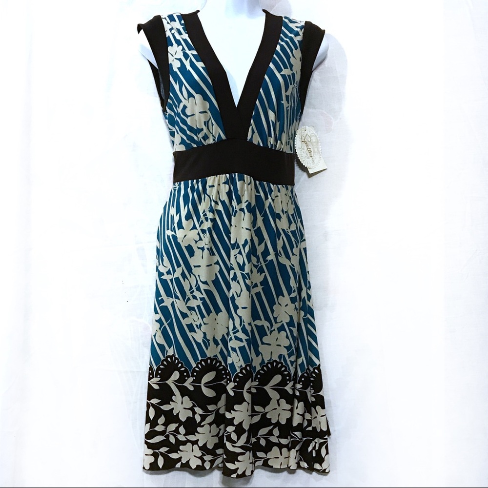 Speechless Sleeveless Fit and Flare Blue Dress Knee Length Size Medium